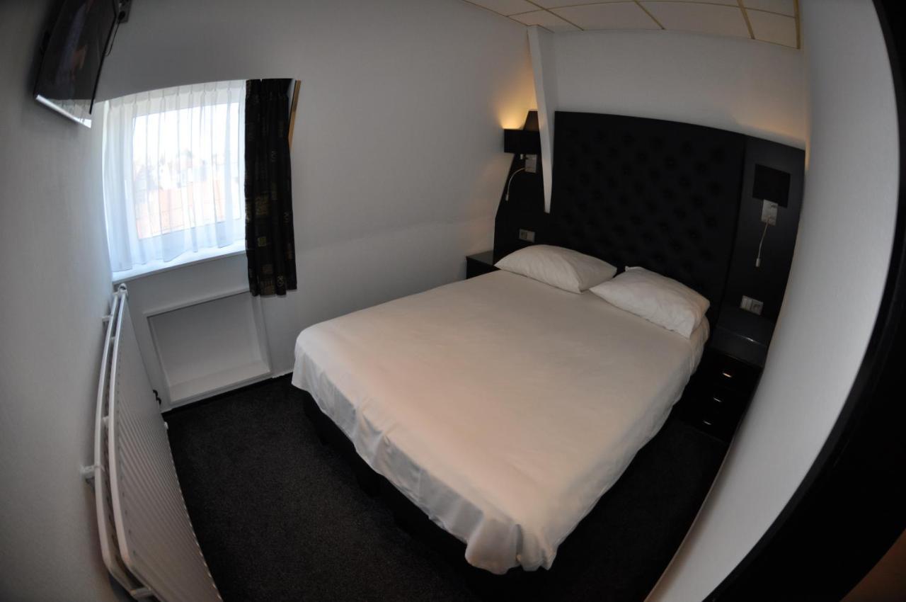 Budget Le Beau Rivage Hotel