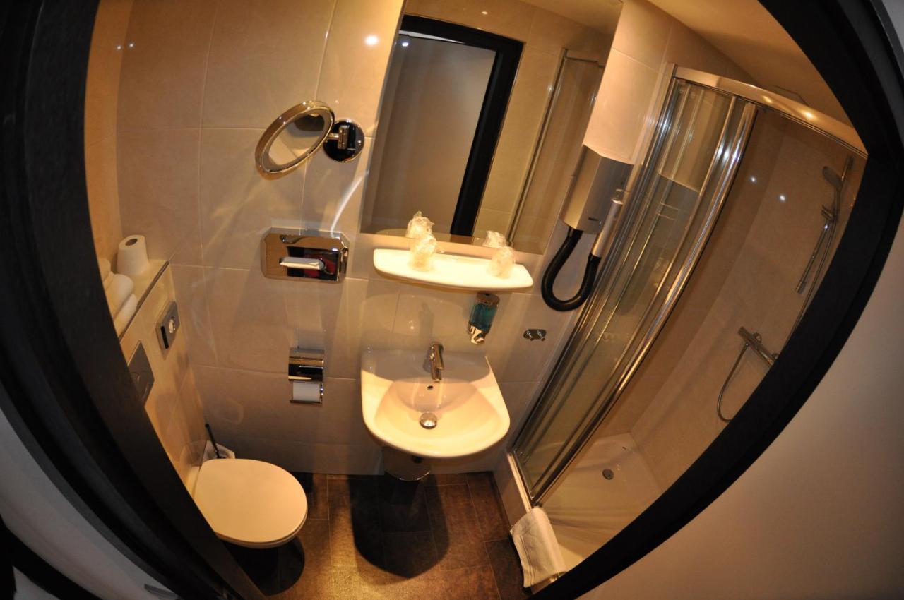 Budget Le Beau Rivage 3*