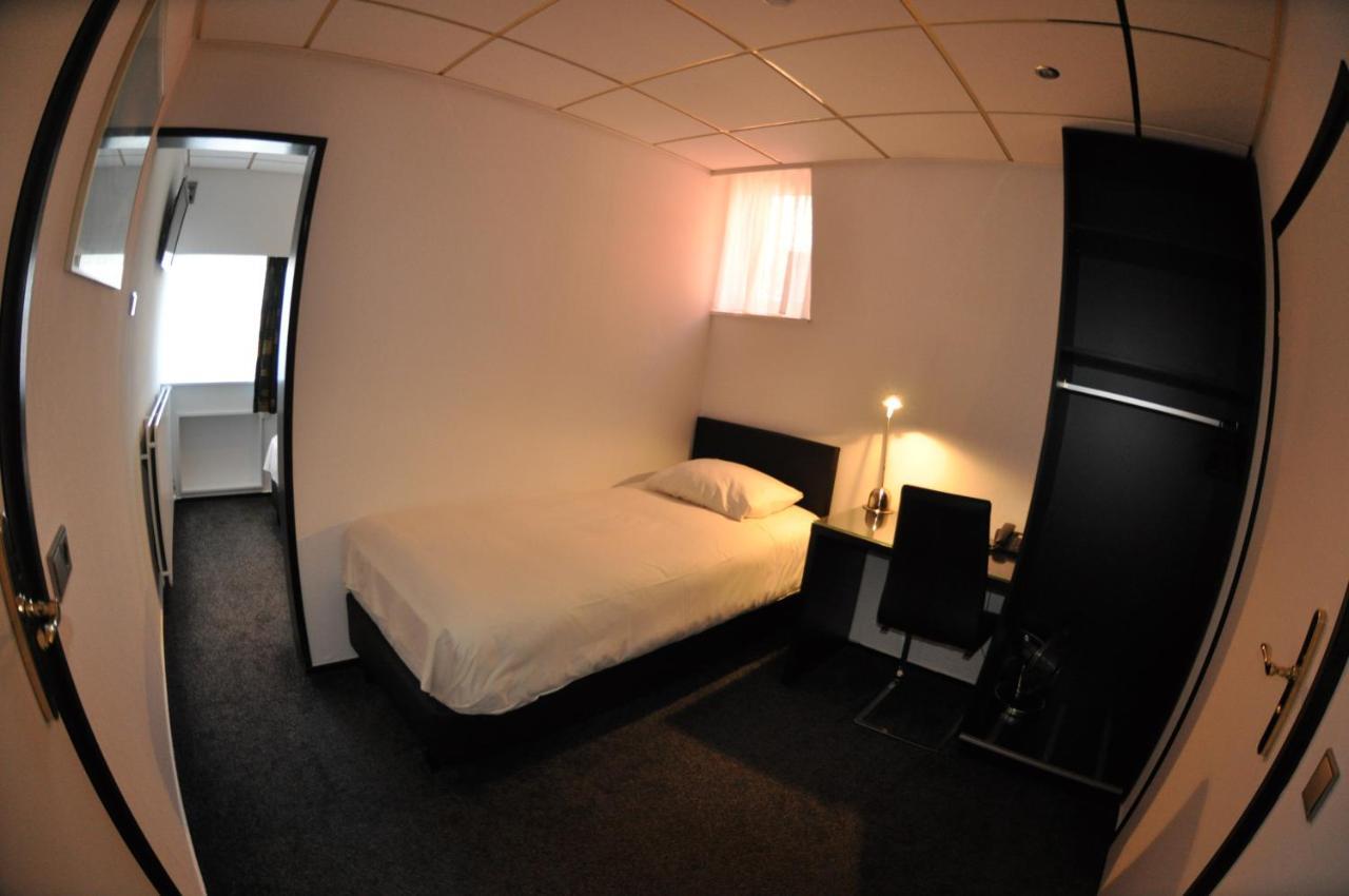 Budget Le Beau Rivage Hotel