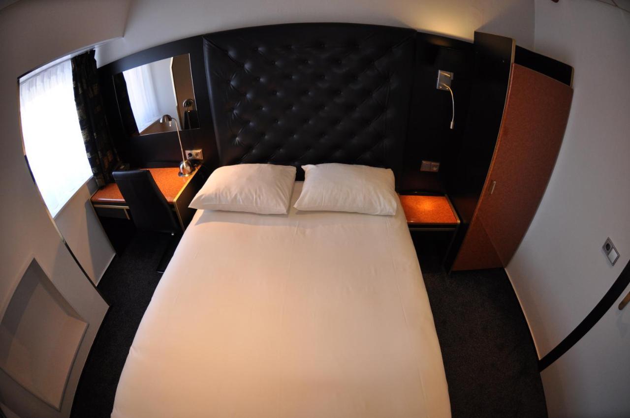 Budget Le Beau Rivage Hotel 3*